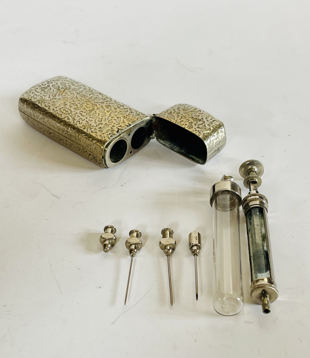 Drug Addict's Kit -photo-2